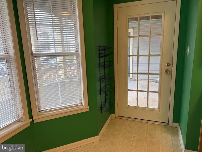 Building Photo - 115 Federal Ct