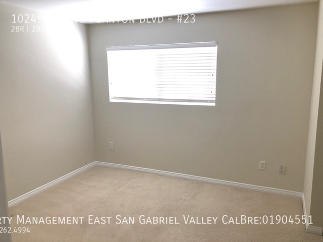 Building Photo - GORGEOUS REMODELED TWO BEDROOM CONDO IN TU...