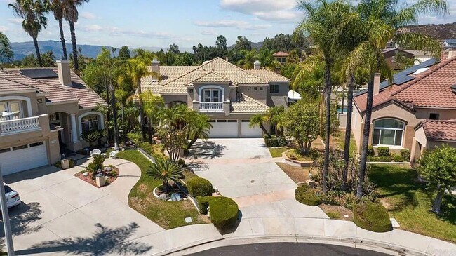 Building Photo - Beautiful Home in Murietta