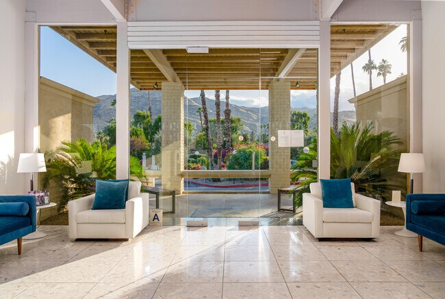 Building Photo - 477 Desert Lakes Dr