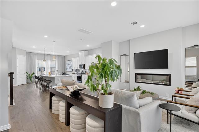 Building Photo - 7517 Sheboygan Ave