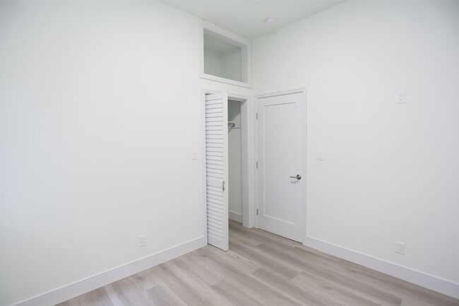Building Photo - OPEN HOUSE: Sunday (7/20) 1:30pm-2:00pm. F...