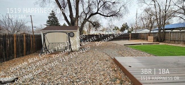 Building Photo - 1519 Happiness Dr