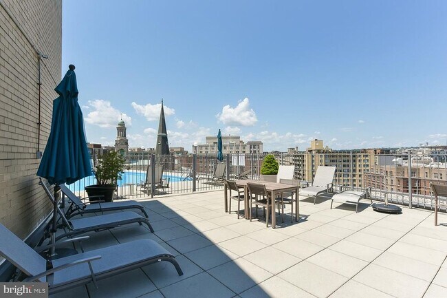 Building Roof Deck - 1239 Vermont Ave NW