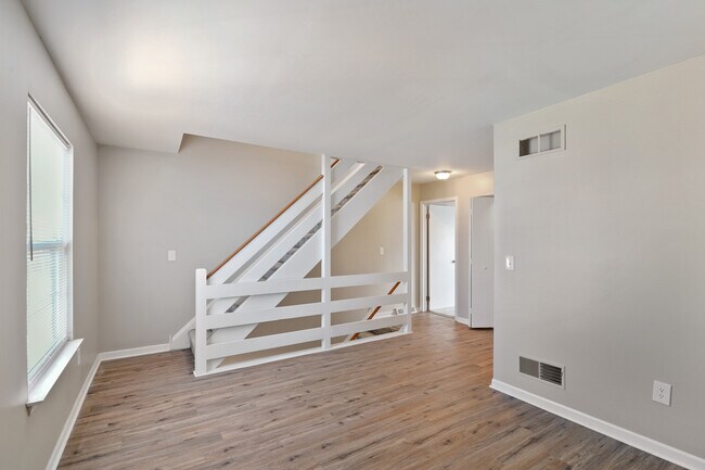 Building Photo - 154 Periwinkle Dr