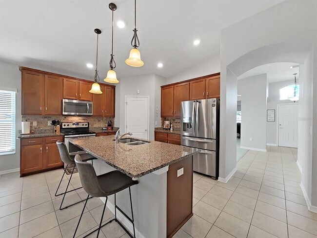 Building Photo - 14066 Finsbury Dr