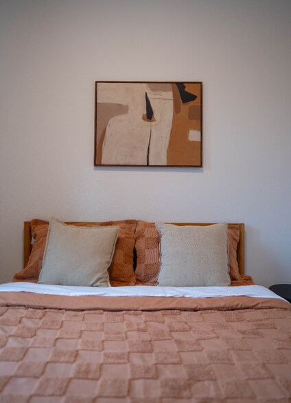 Building Photo - 4069 Berwick Ln SE