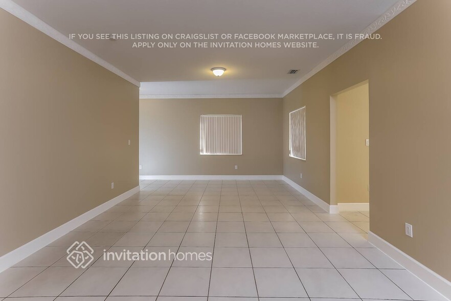 Building Photo - 1260 SW 139th Ave