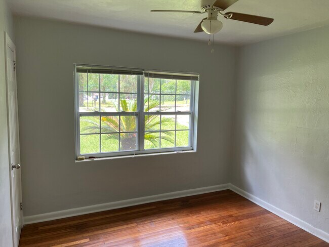 Building Photo - 2419 Dozier Dr