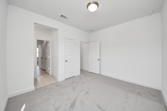 Building Photo - 5806 Pink Coral Ln