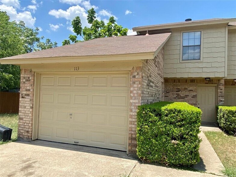 Building Photo - 113 Myers Dr