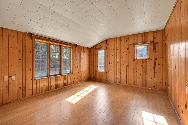 Building Photo - 26257 Columbine Trail