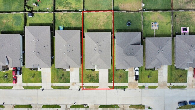 Building Photo - 7806 Cattleman Vly Dr