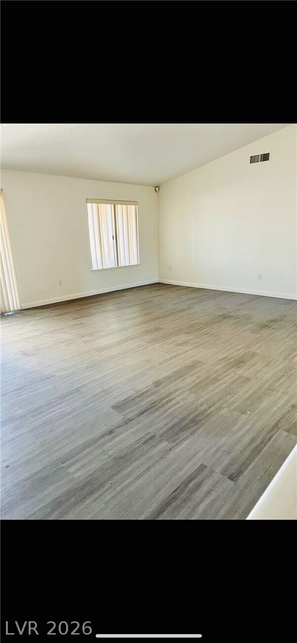 Building Photo - 3732 N White Plains Dr