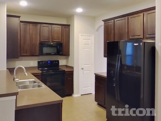 Building Photo - 1317 Sweetgum Dr