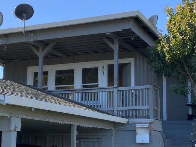 Building Photo - 407 N Washington St