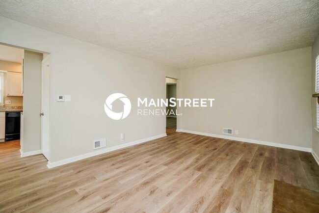 Building Photo - 3 Bedroom Pet-Friendly Home in COLUMBUS, O...