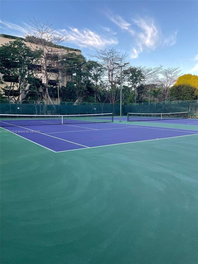 Building Photo - 2451 Brickell Ave
