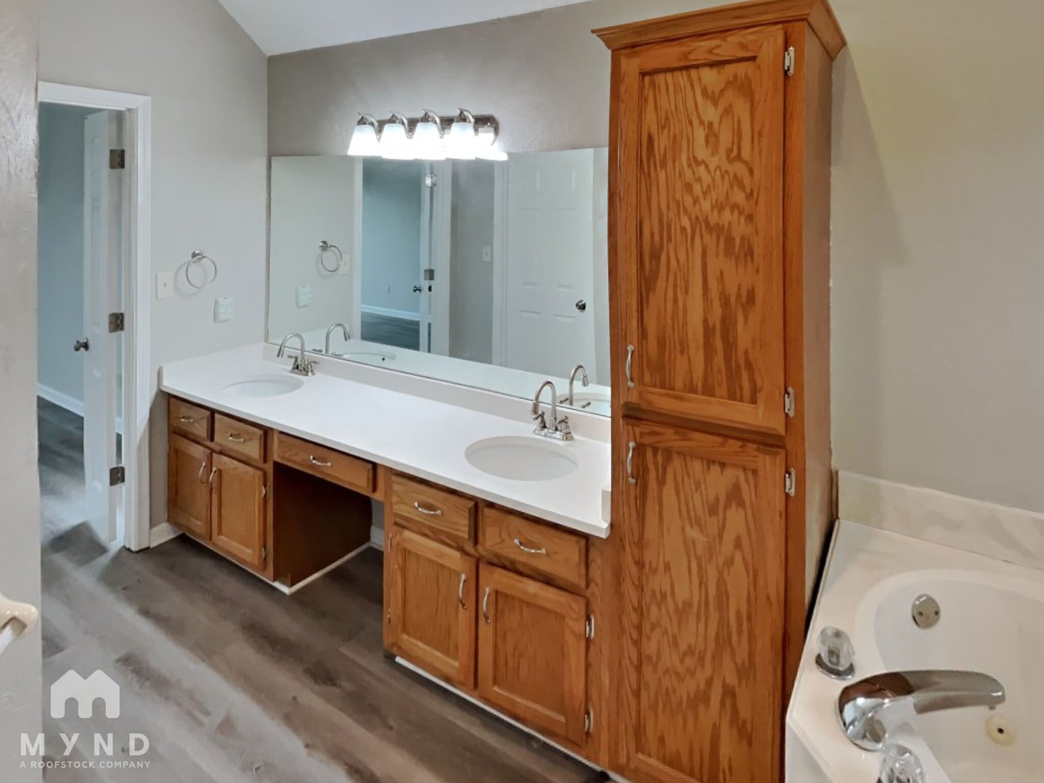 Building Photo - 9437 Bryant Trent Blvd