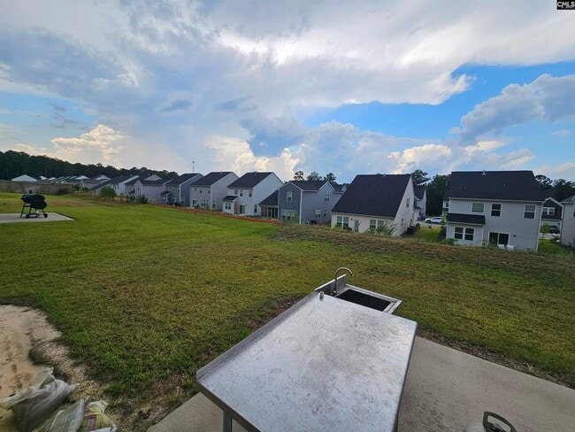 Building Photo - 735 Bustling Br Ln