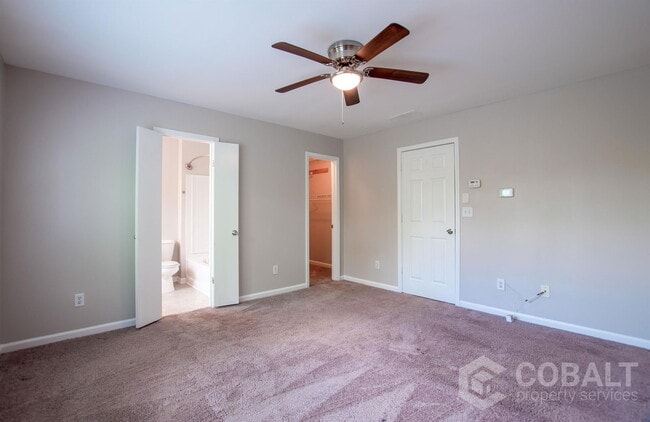 Building Photo - 6764 Blackstone Pl