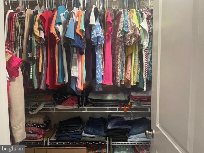 Building Photo - 43010 Paris Gap Square