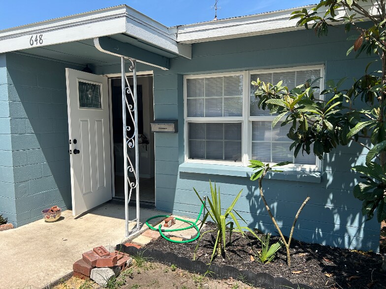 Building Photo - 648 59th St S