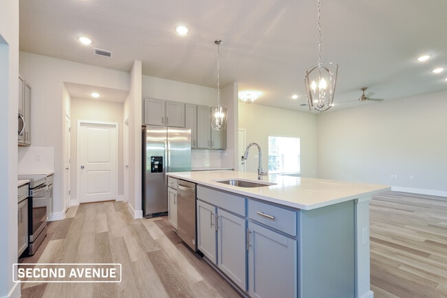 Building Photo - 60 Whippoorwill Dr