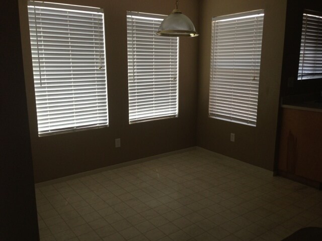 Building Photo - 730 Waterford Way