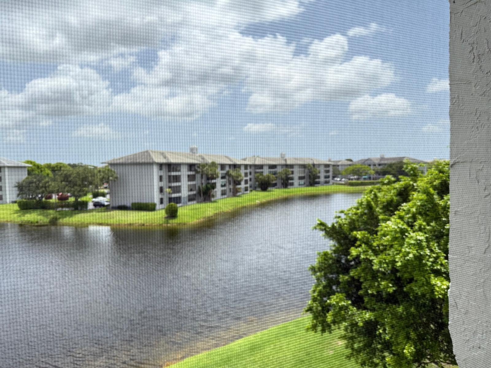 Building Photo - 9420 Poinciana Pl