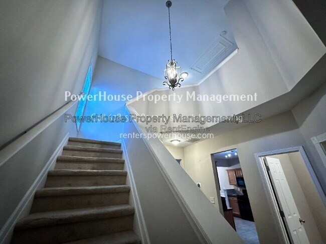 Building Photo - 5530 Crestwick Wy