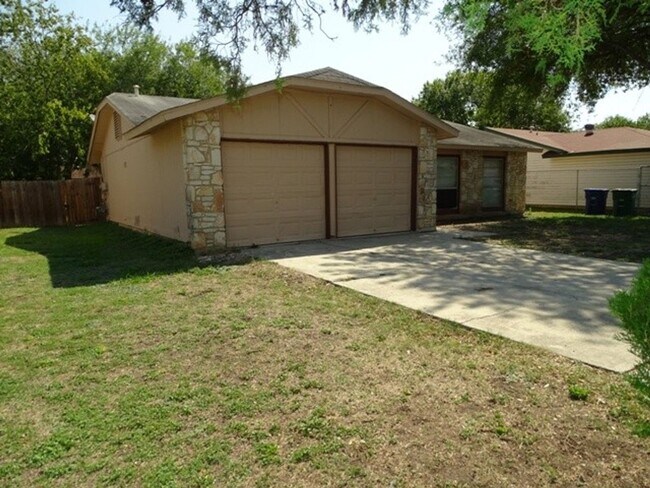 Building Photo - 9122 Ocean Gate St