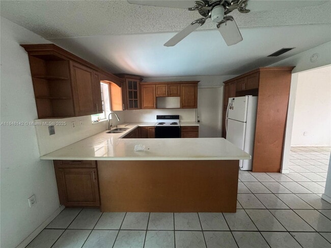 Building Photo - 9824 SW 123rd Terrace