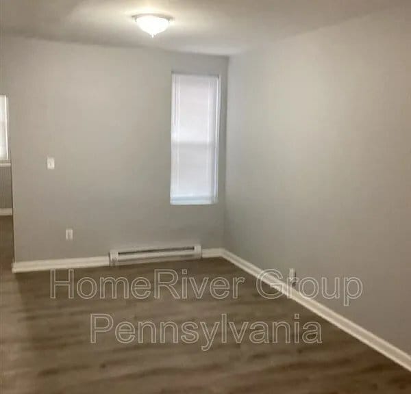 Building Photo - 3925 N 9th St