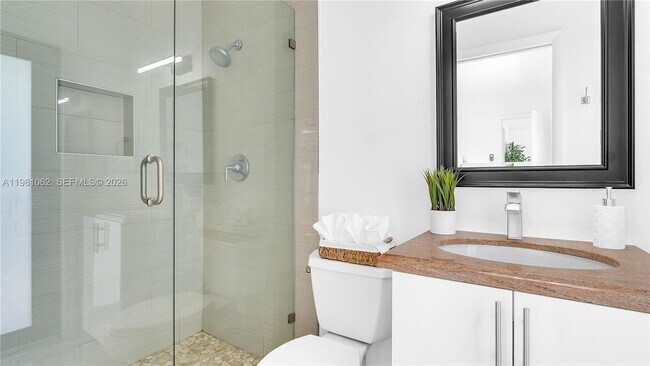 Building Photo - 151 SE 9th Ct