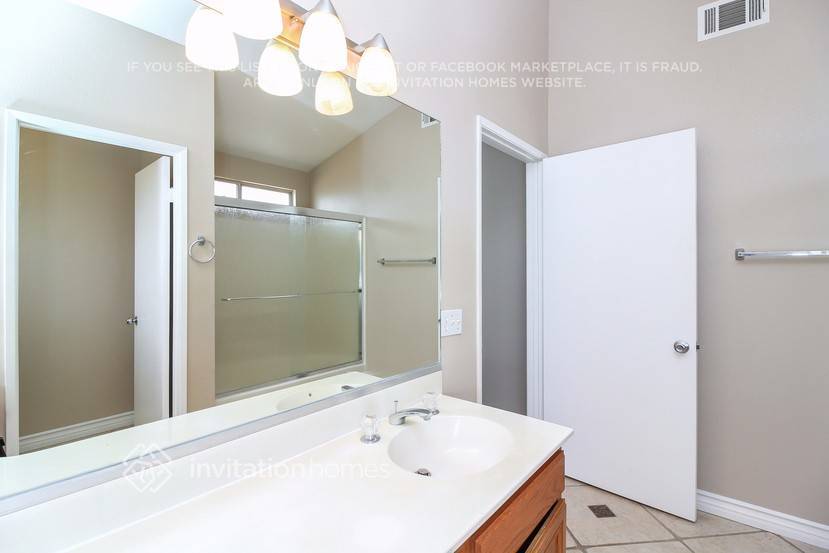 Building Photo - 25757 St Marta Dr