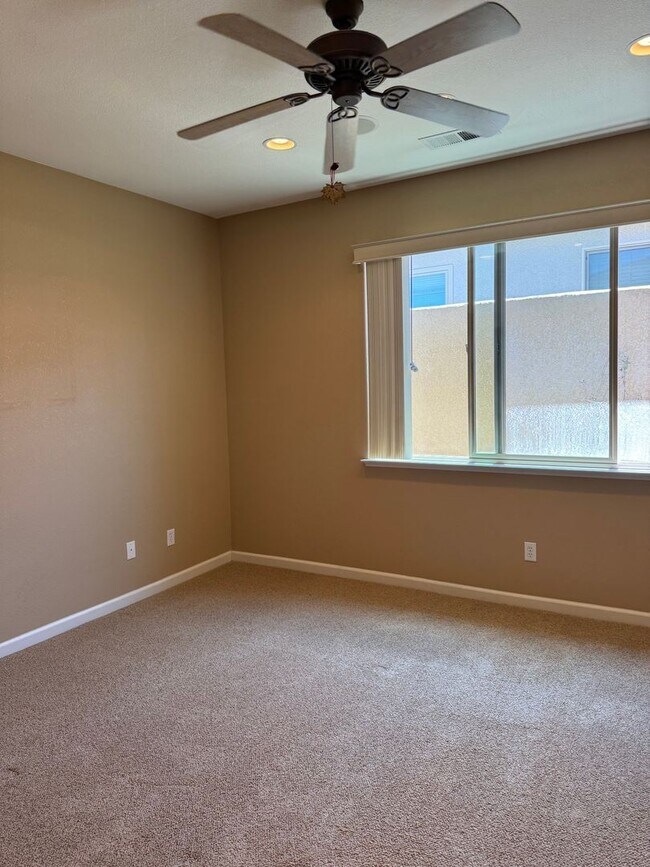 Building Photo - 1313 Partridge Dr
