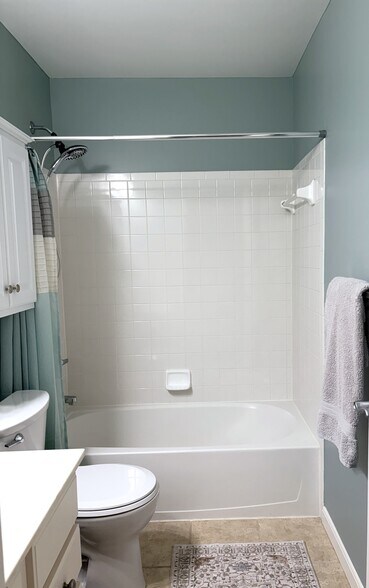 Building Photo - 257 Skyview Ct