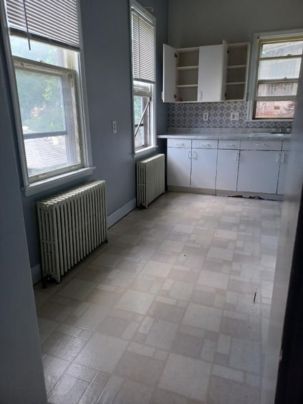 Building Photo - 1339 Mineral Spring Rd