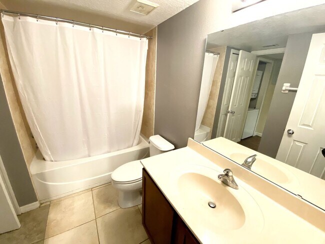 Building Photo - 1954 Conway Rd