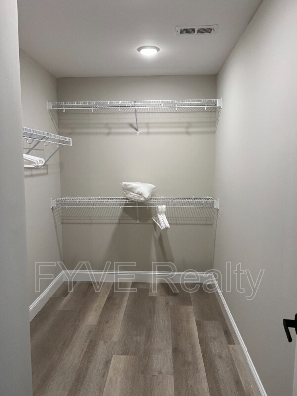 Building Photo - 3122 Rustic Charm Way