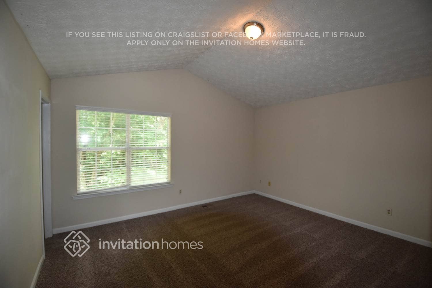 Building Photo - 259 Thornbrooke Dr