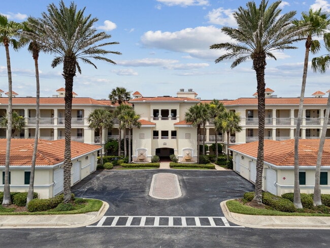 Building Photo - Fully Furnished 3/3 Ocean Grande Condo