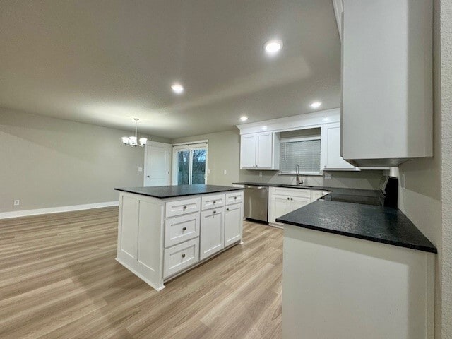 Building Photo - 1208 W Lazy L St