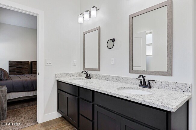 Building Photo - 14937 Tierra Fortaleza Ave