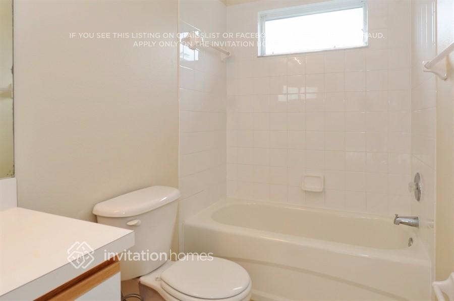 Building Photo - 1602 Ladywell Ct