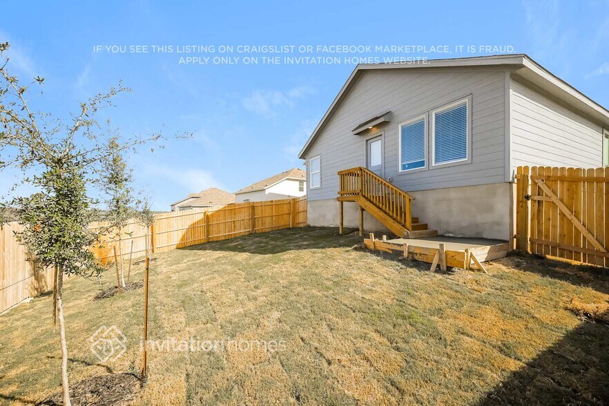 Building Photo - 14423 Muggle Ml