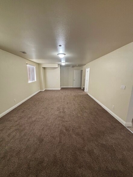 Building Photo - 149 E 109th Pl