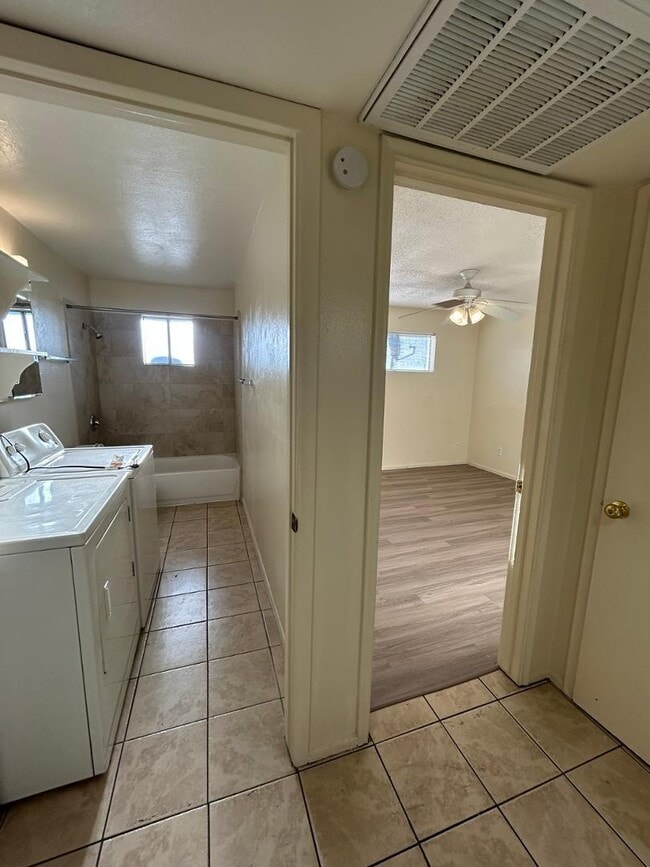 Building Photo - 1857 E University Dr