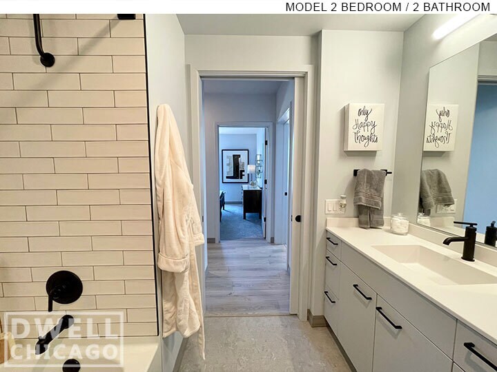 Building Photo - 2145 N Elston Ave